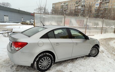 Chevrolet Cruze II, 2010 год, 675 000 рублей, 13 фотография