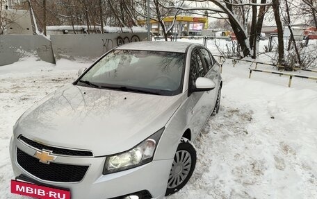 Chevrolet Cruze II, 2010 год, 675 000 рублей, 34 фотография