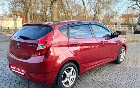 Hyundai Solaris II рестайлинг, 2011 год, 690 000 рублей, 3 фотография