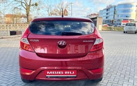 Hyundai Solaris II рестайлинг, 2011 год, 690 000 рублей, 6 фотография