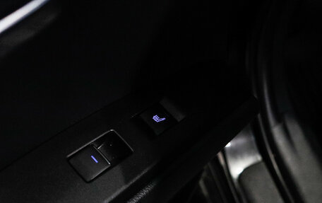 Toyota Camry, 2021 год, 3 330 000 рублей, 17 фотография