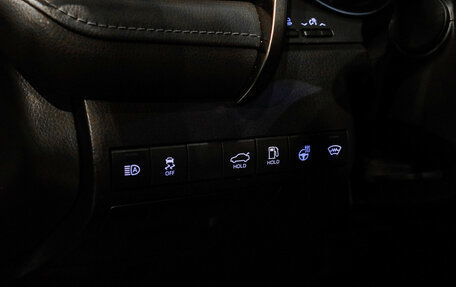 Toyota Camry, 2021 год, 3 330 000 рублей, 20 фотография