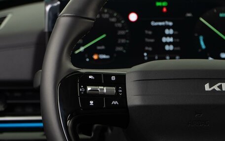 KIA Carnival, 2025 год, 7 087 055 рублей, 19 фотография