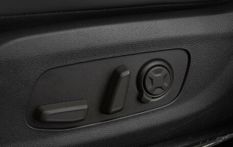 KIA Carnival, 2025 год, 7 087 055 рублей, 25 фотография