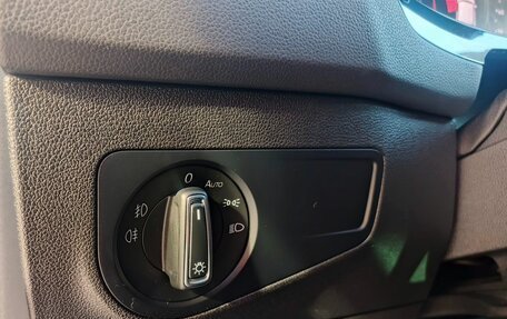 Volkswagen Tiguan II, 2020 год, 3 049 000 рублей, 17 фотография