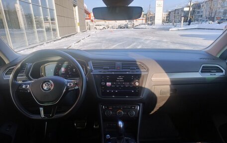 Volkswagen Tiguan II, 2020 год, 3 049 000 рублей, 15 фотография