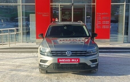Volkswagen Tiguan II, 2020 год, 3 049 000 рублей, 2 фотография
