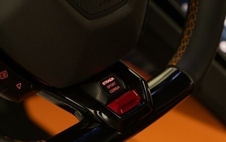 Lamborghini Huracán, 2022 год, 29 999 404 рублей, 21 фотография