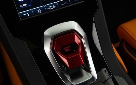 Lamborghini Huracán, 2022 год, 29 999 404 рублей, 24 фотография