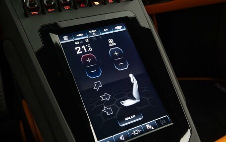 Lamborghini Huracán, 2022 год, 29 999 404 рублей, 32 фотография