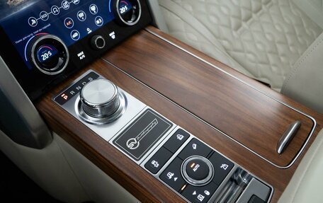 Land Rover Range Rover IV рестайлинг, 2019 год, 11 848 888 рублей, 14 фотография