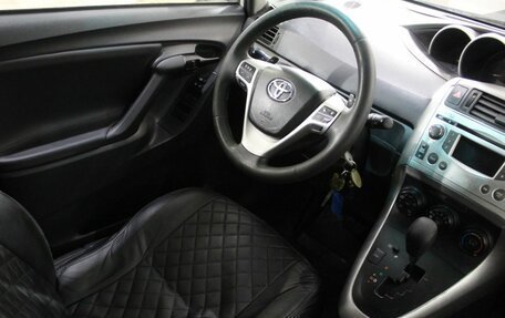 Toyota Verso I, 2010 год, 895 000 рублей, 14 фотография