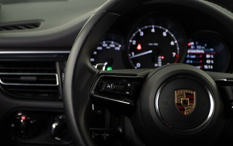 Porsche Macan I рестайлинг, 2023 год, 6 998 999 рублей, 12 фотография