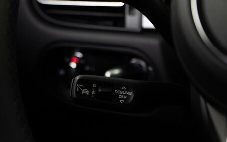 Porsche Macan I рестайлинг, 2023 год, 6 998 999 рублей, 20 фотография