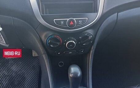 Hyundai Solaris II рестайлинг, 2011 год, 729 000 рублей, 8 фотография