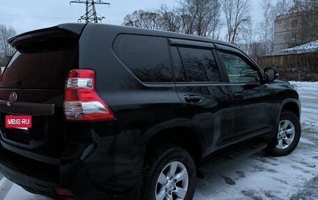 Toyota Land Cruiser Prado 150 рестайлинг 2, 2014 год, 3 500 000 рублей, 4 фотография