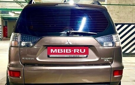 Mitsubishi Outlander III рестайлинг 3, 2011 год, 1 199 000 рублей, 9 фотография
