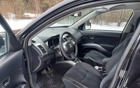 Mitsubishi Outlander III рестайлинг 3, 2008 год, 1 149 999 рублей, 5 фотография