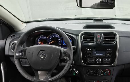 Renault Logan II, 2015 год, 663 000 рублей, 11 фотография