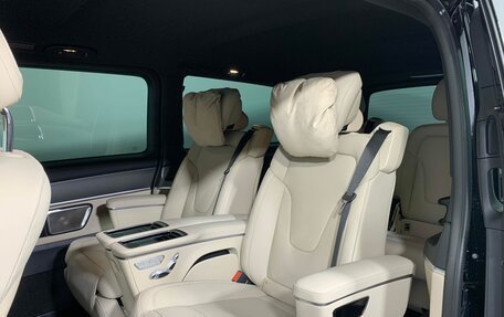 Mercedes-Benz V-Класс, 2024 год, 18 025 000 рублей, 15 фотография