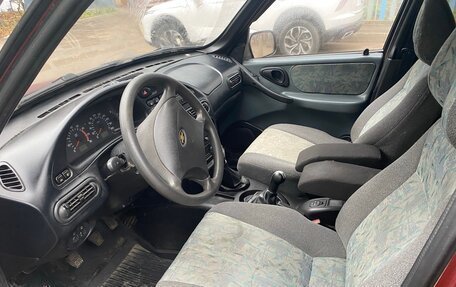 Chevrolet Niva I рестайлинг, 2004 год, 250 000 рублей, 5 фотография