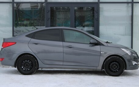 Hyundai Solaris II рестайлинг, 2016 год, 885 000 рублей, 5 фотография