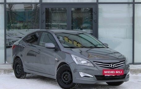 Hyundai Solaris II рестайлинг, 2016 год, 885 000 рублей, 3 фотография