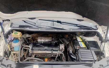 Volkswagen Caddy III рестайлинг, 2008 год, 700 000 рублей, 6 фотография