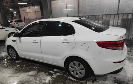 KIA Rio III рестайлинг, 2015 год, 750 000 рублей, 7 фотография