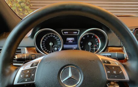 Mercedes-Benz GL-Класс, 2015 год, 3 500 000 рублей, 10 фотография