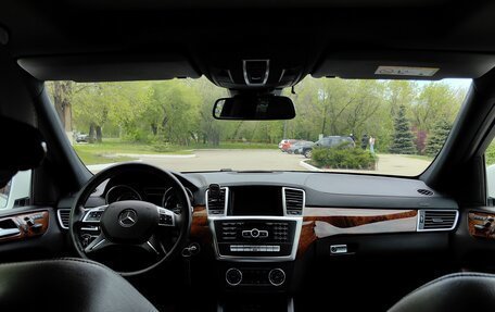 Mercedes-Benz GL-Класс, 2015 год, 3 500 000 рублей, 13 фотография