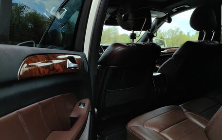 Mercedes-Benz GL-Класс, 2015 год, 3 500 000 рублей, 19 фотография