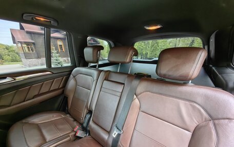 Mercedes-Benz GL-Класс, 2015 год, 3 500 000 рублей, 21 фотография