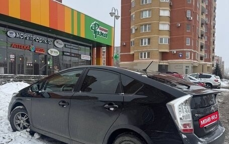 Toyota Prius, 2010 год, 1 300 000 рублей, 2 фотография