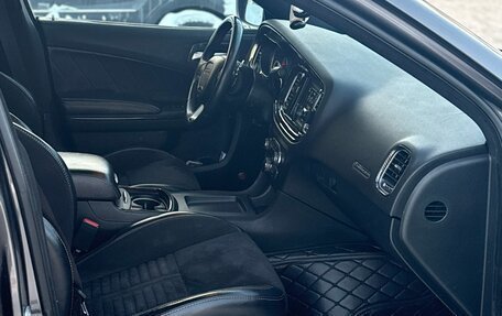 Dodge Charger, 2018 год, 3 850 000 рублей, 10 фотография