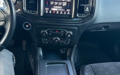 Dodge Charger, 2018 год, 3 850 000 рублей, 23 фотография