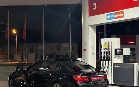 BMW 7 серия, 2011 год, 2 150 000 рублей, 1 фотография