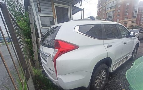 Mitsubishi Pajero Sport III рестайлинг, 2021 год, 2 700 000 рублей, 5 фотография