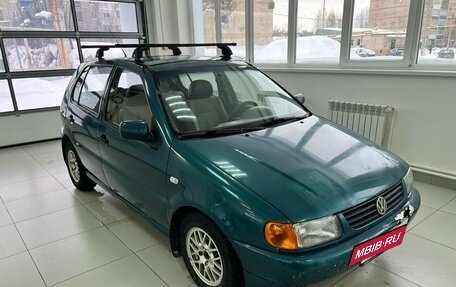 Volkswagen Polo III рестайлинг, 1997 год, 115 000 рублей, 3 фотография