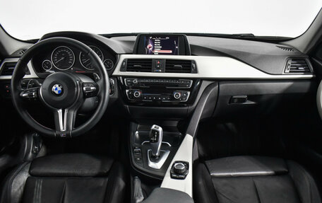 BMW 3 серия, 2015 год, 1 650 000 рублей, 13 фотография