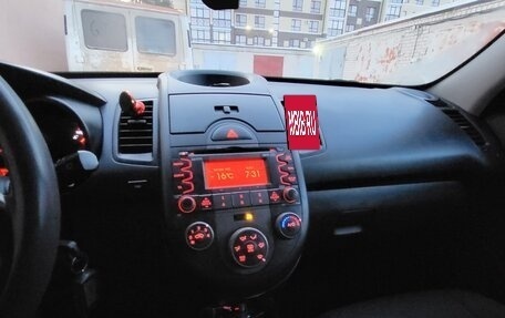 KIA Soul I рестайлинг, 2011 год, 750 000 рублей, 2 фотография