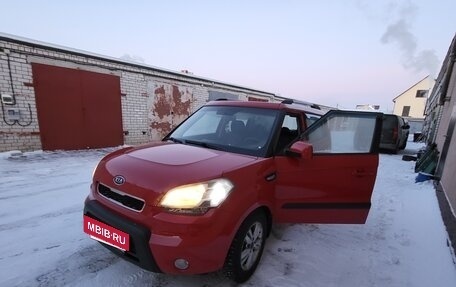 KIA Soul I рестайлинг, 2011 год, 750 000 рублей, 11 фотография