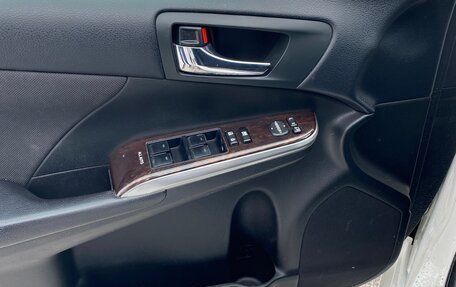 Toyota Camry, 2017 год, 2 000 000 рублей, 10 фотография