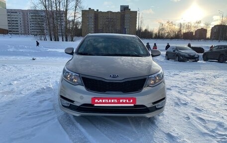KIA Rio III рестайлинг, 2015 год, 795 000 рублей, 2 фотография