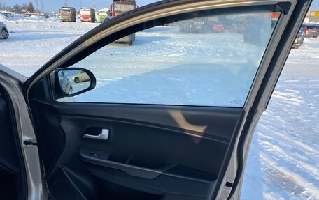 KIA Rio III рестайлинг, 2015 год, 795 000 рублей, 13 фотография