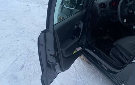 Volkswagen Polo VI (EU Market), 2013 год, 600 000 рублей, 11 фотография