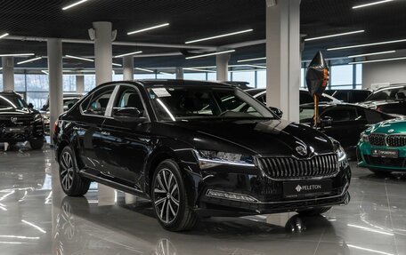 Skoda Superb III рестайлинг, 2025 год, 3 520 000 рублей, 2 фотография