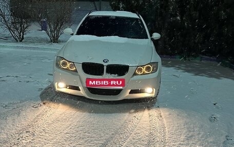 BMW 3 серия, 2008 год, 1 000 000 рублей, 3 фотография