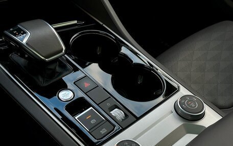 Volkswagen Touareg III, 2019 год, 5 350 000 рублей, 24 фотография