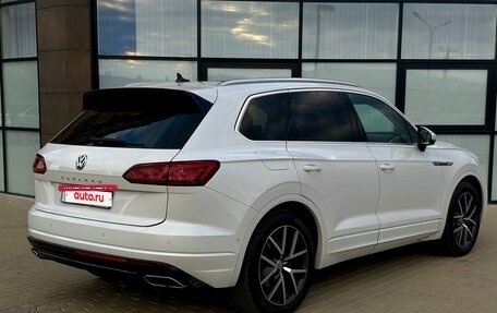 Volkswagen Touareg III, 2019 год, 5 350 000 рублей, 6 фотография